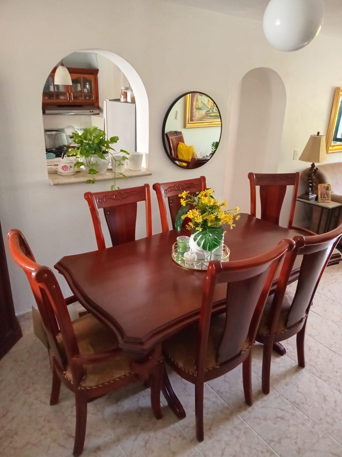 muebles y colchones - Comedor caoba  1