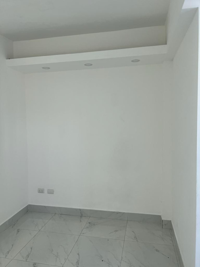 oficinas y locales comerciales - Local Comercial en Renta – Los Prados, Santo Domin 9