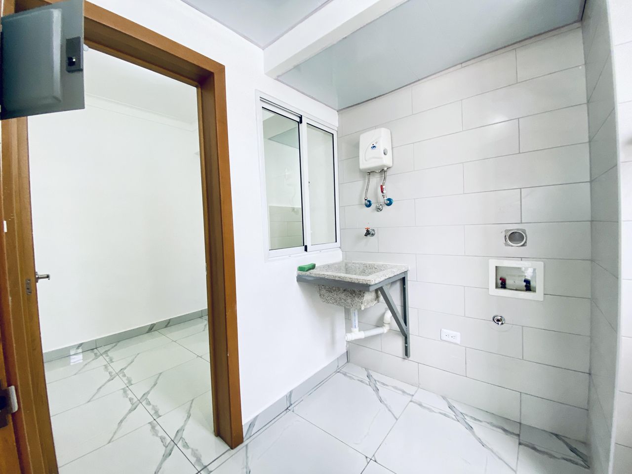 apartamentos - Alquiler de Apartamento en Urbanizacion Fernandez 9