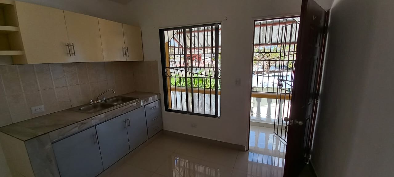 apartamentos - Dos edificios en venta de 13 apartamentos, financiación directa, están rentados 6