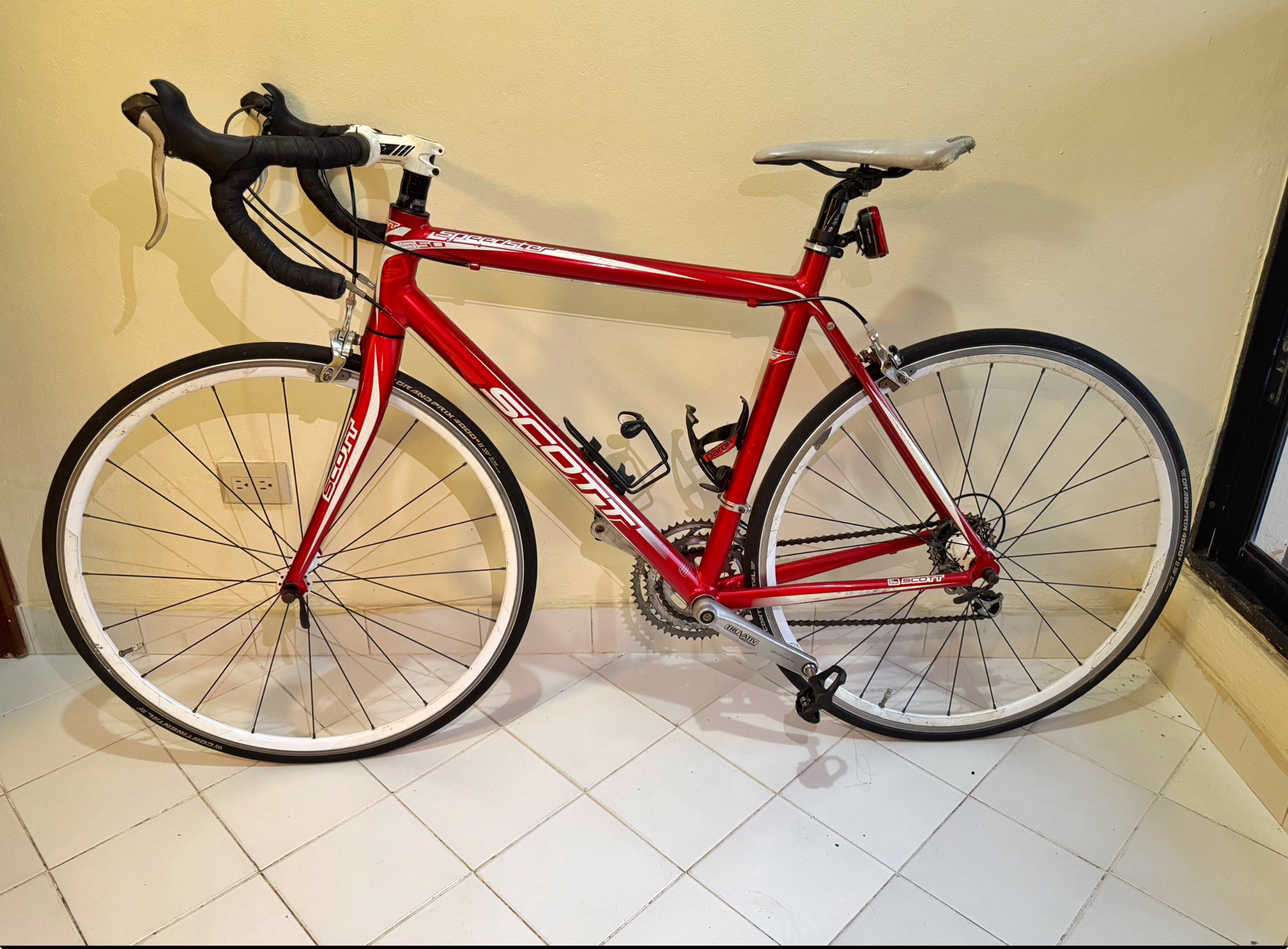 bicicletas y accesorios - Bicicleta de Ruta Scott en Aluminio  2