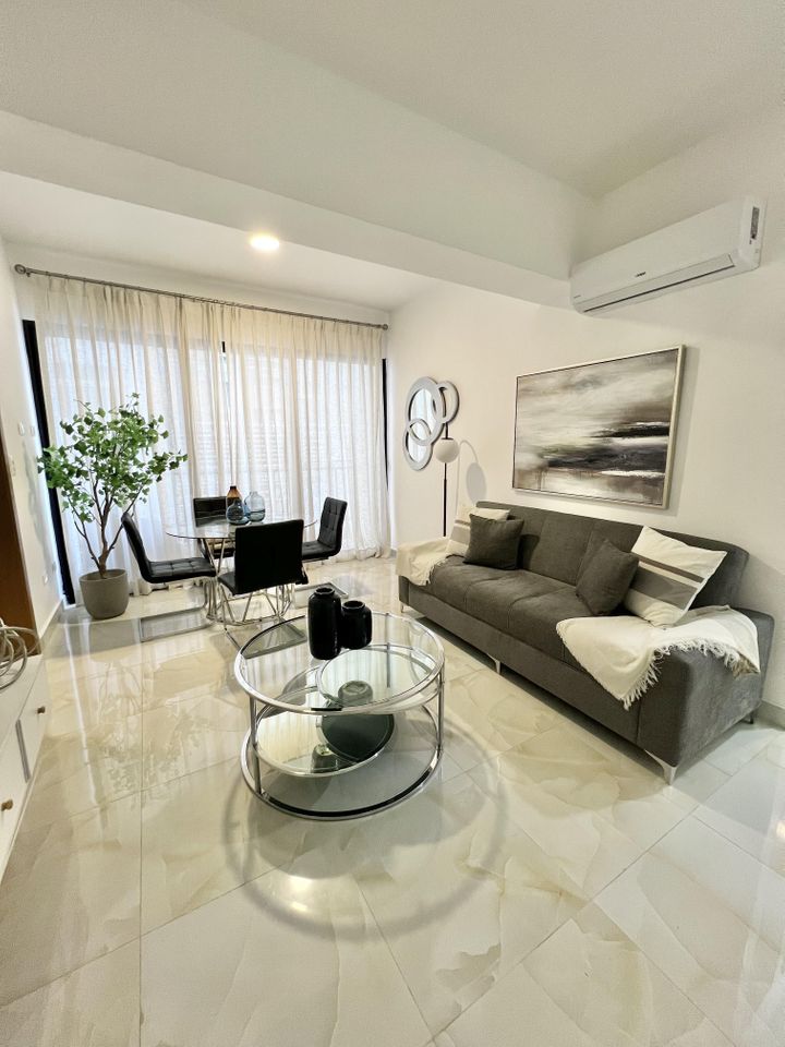 apartamentos - Apartamento en alquiler amueblado en Naco 