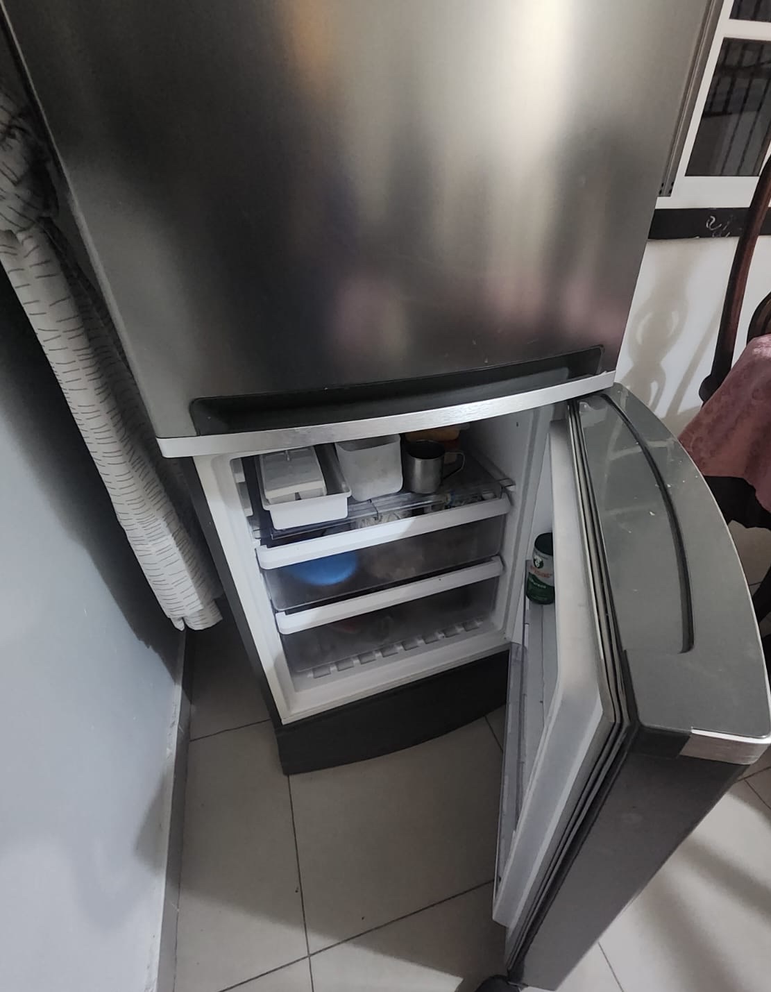 electrodomesticos - Vendo Nevera whirlpool en excelente condiciones  3