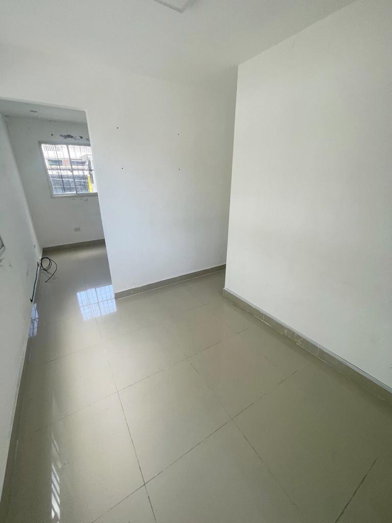 oficinas y locales comerciales - Local céntrico en Bella vista  5