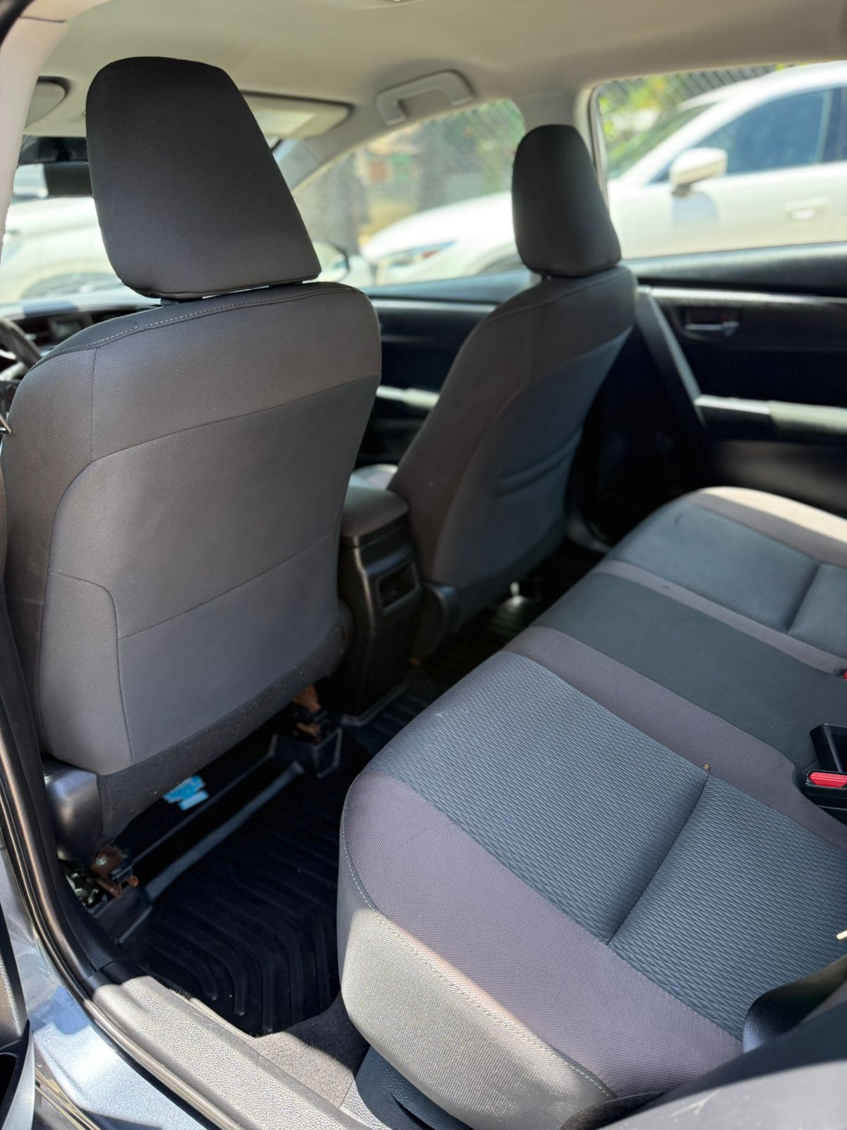 carros - Toyota corolla le 2019 4