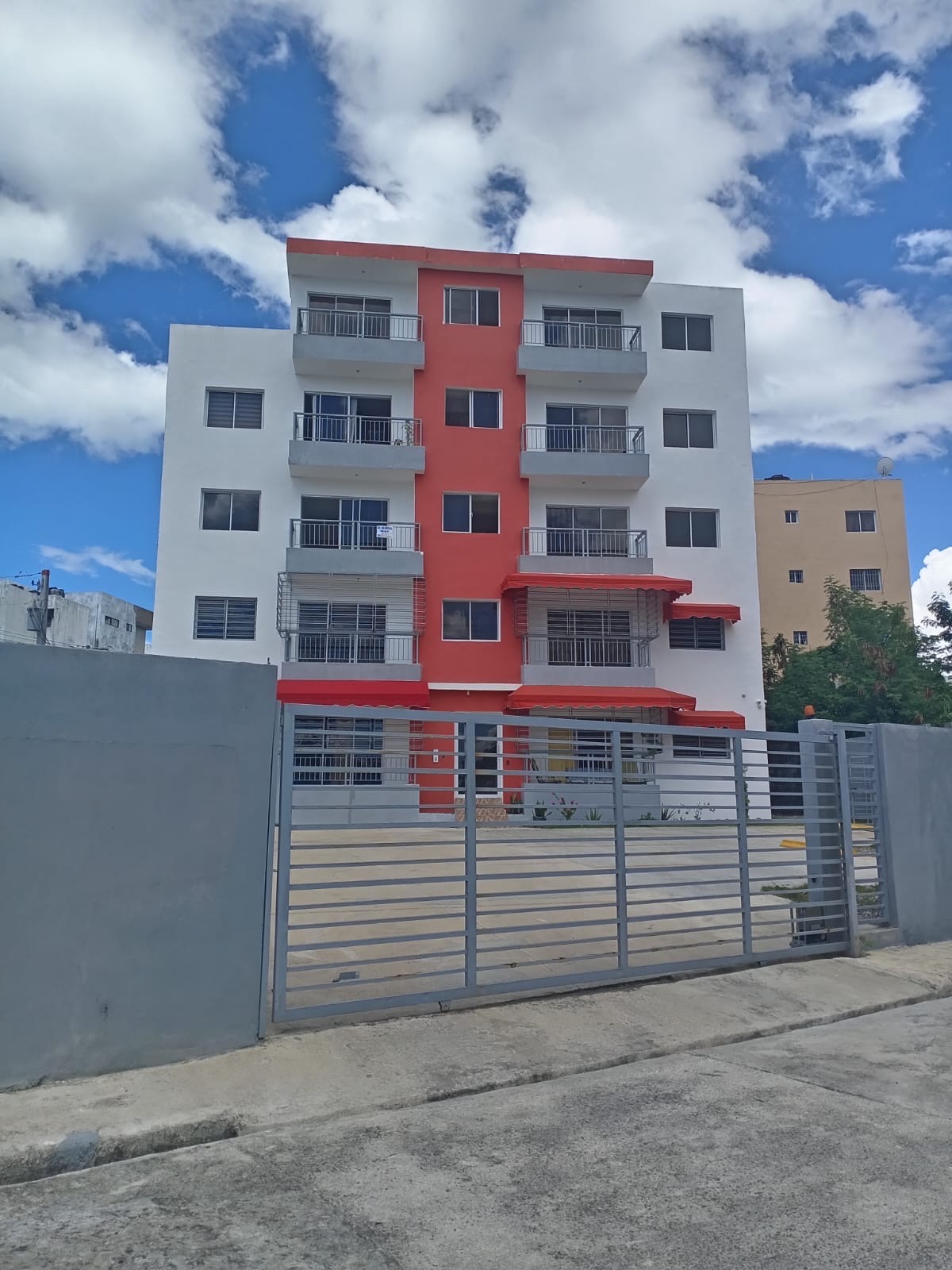 apartamentos - Residencial Don Giovanni lll, Sector colinas del arroyo ll, Santo Domingo Norte 