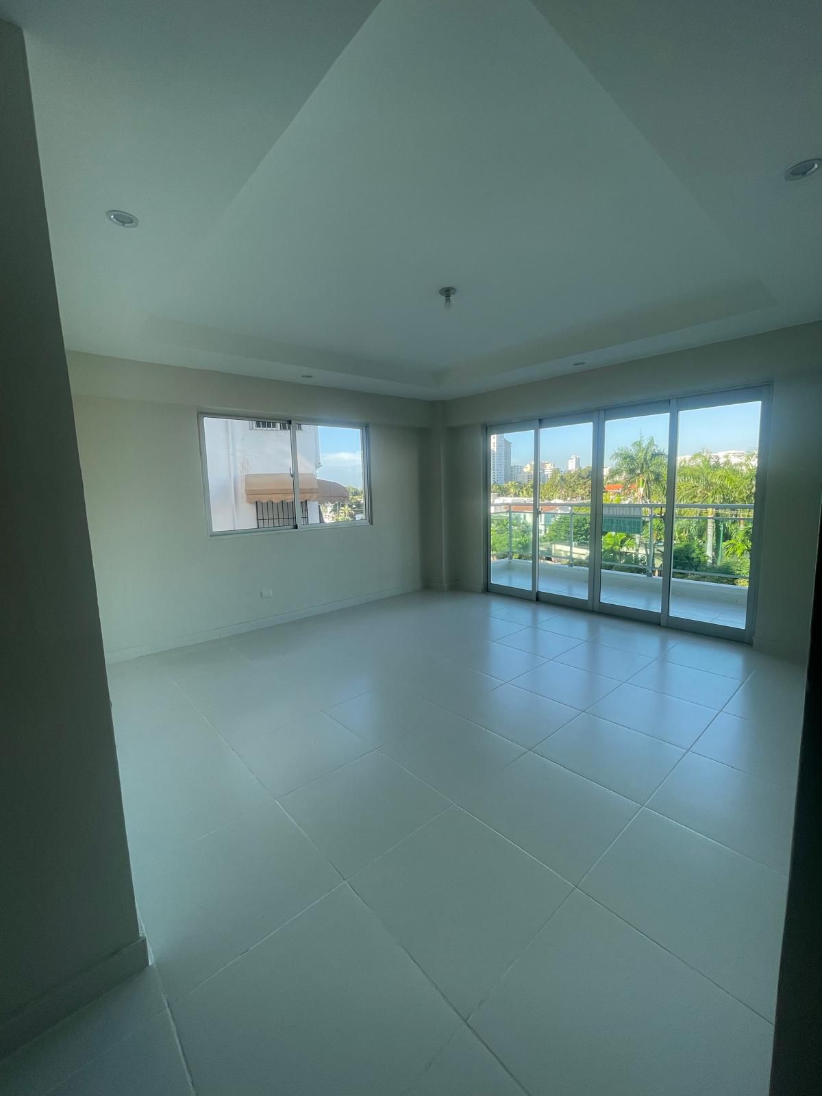 apartamentos - Alquiler de apartamento en Los Cacicazgos  0