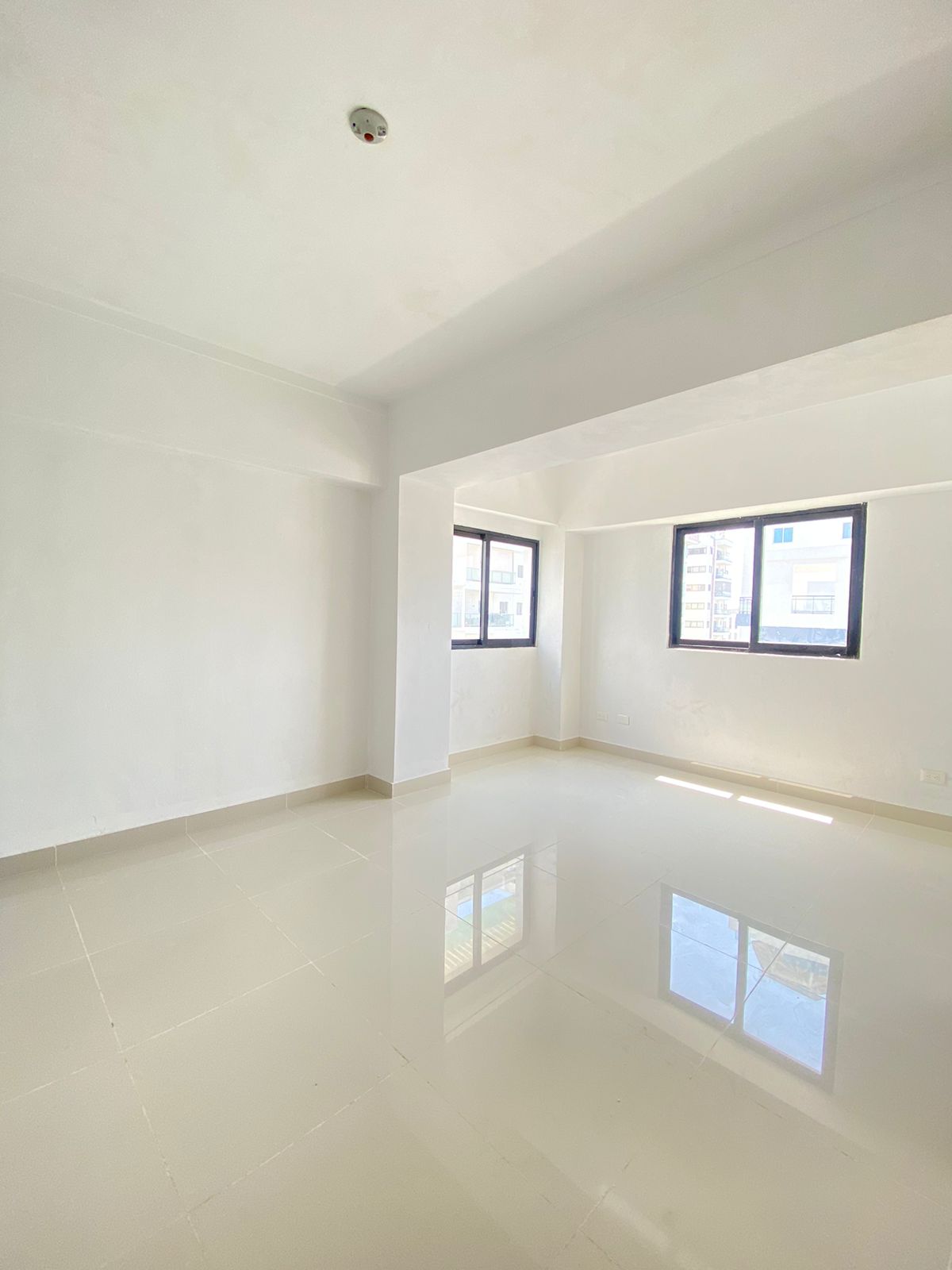 apartamentos - Hermoso apartamento nuevo en Venta Urb. Real 3