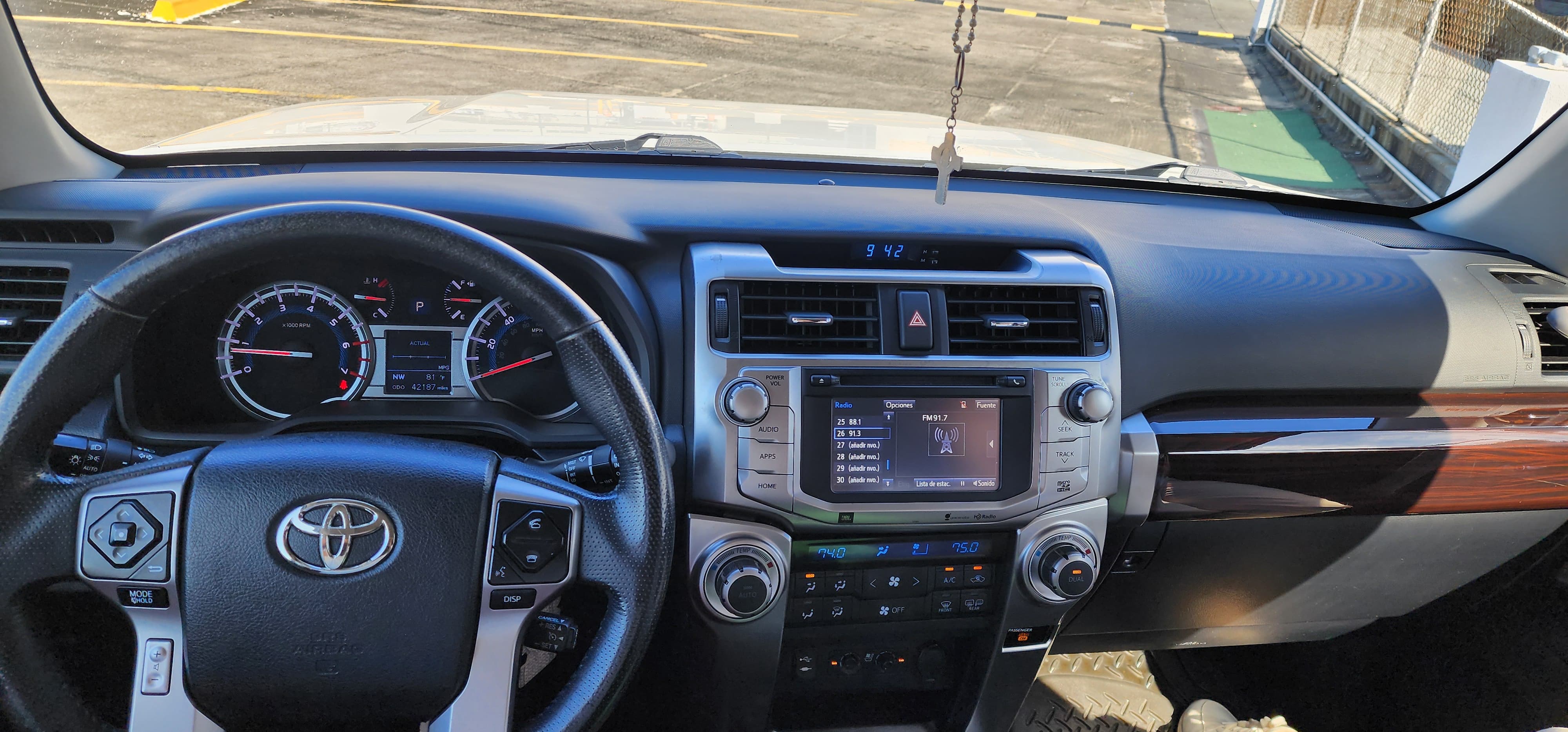 jeepetas y camionetas - Toyota 4 Runner Limited 2014  2