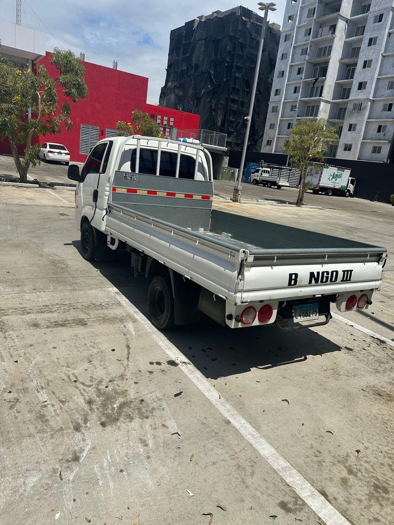 camiones y vehiculos pesados - KIA BONGO III 2018 automático  2