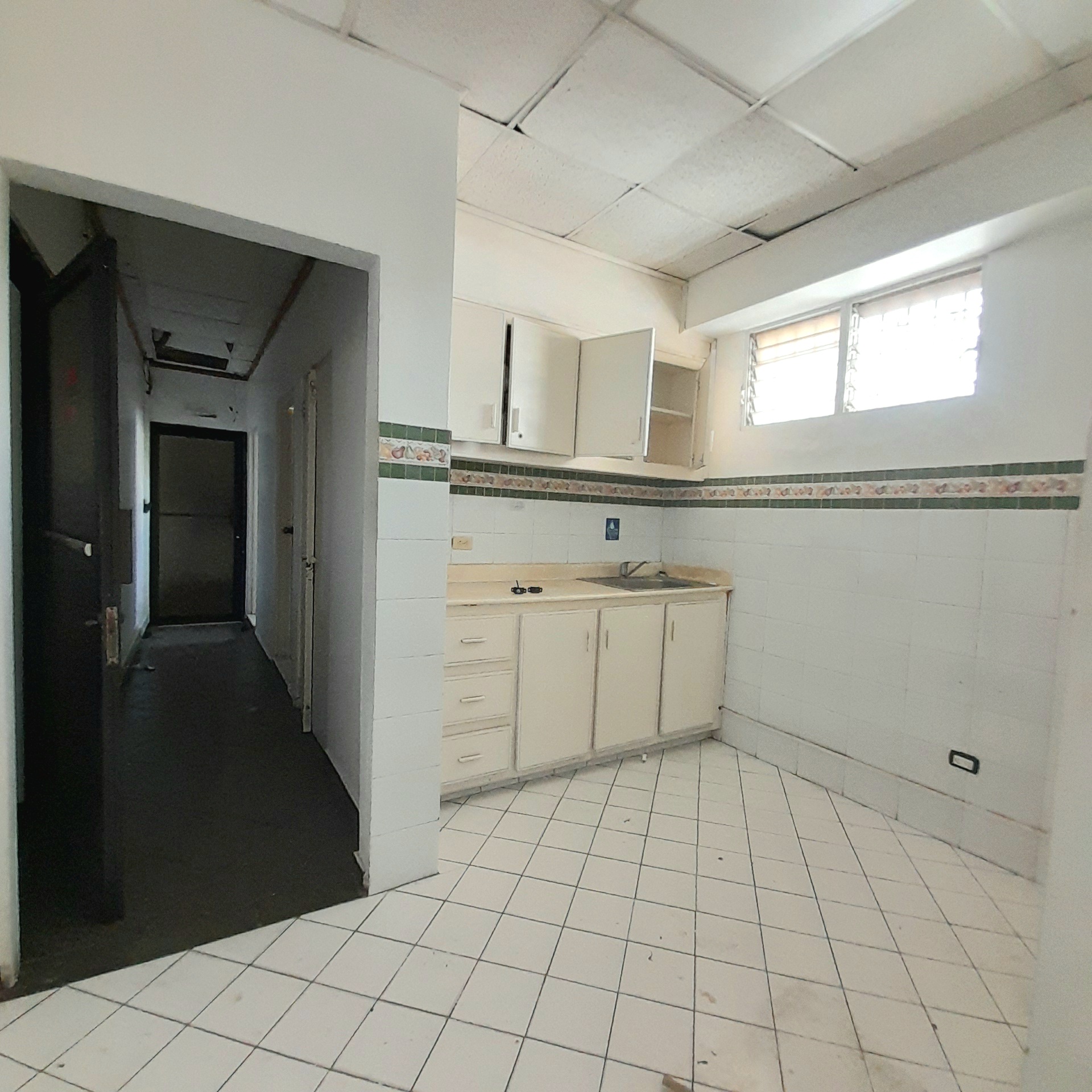 apartamentos - Local en alquiler en Naco 2