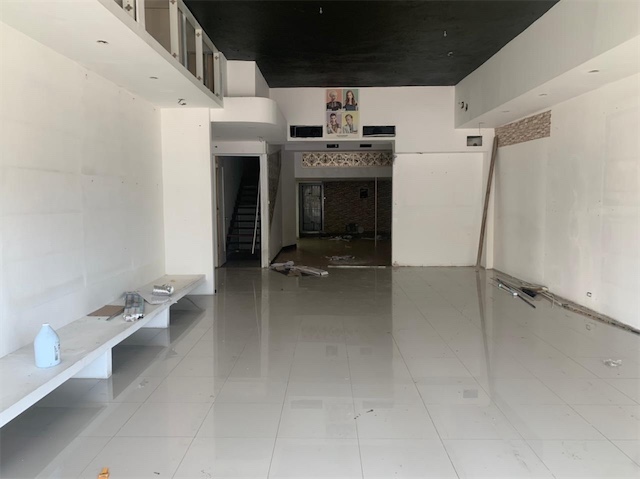 oficinas y locales comerciales - Local en el mirador norte 1