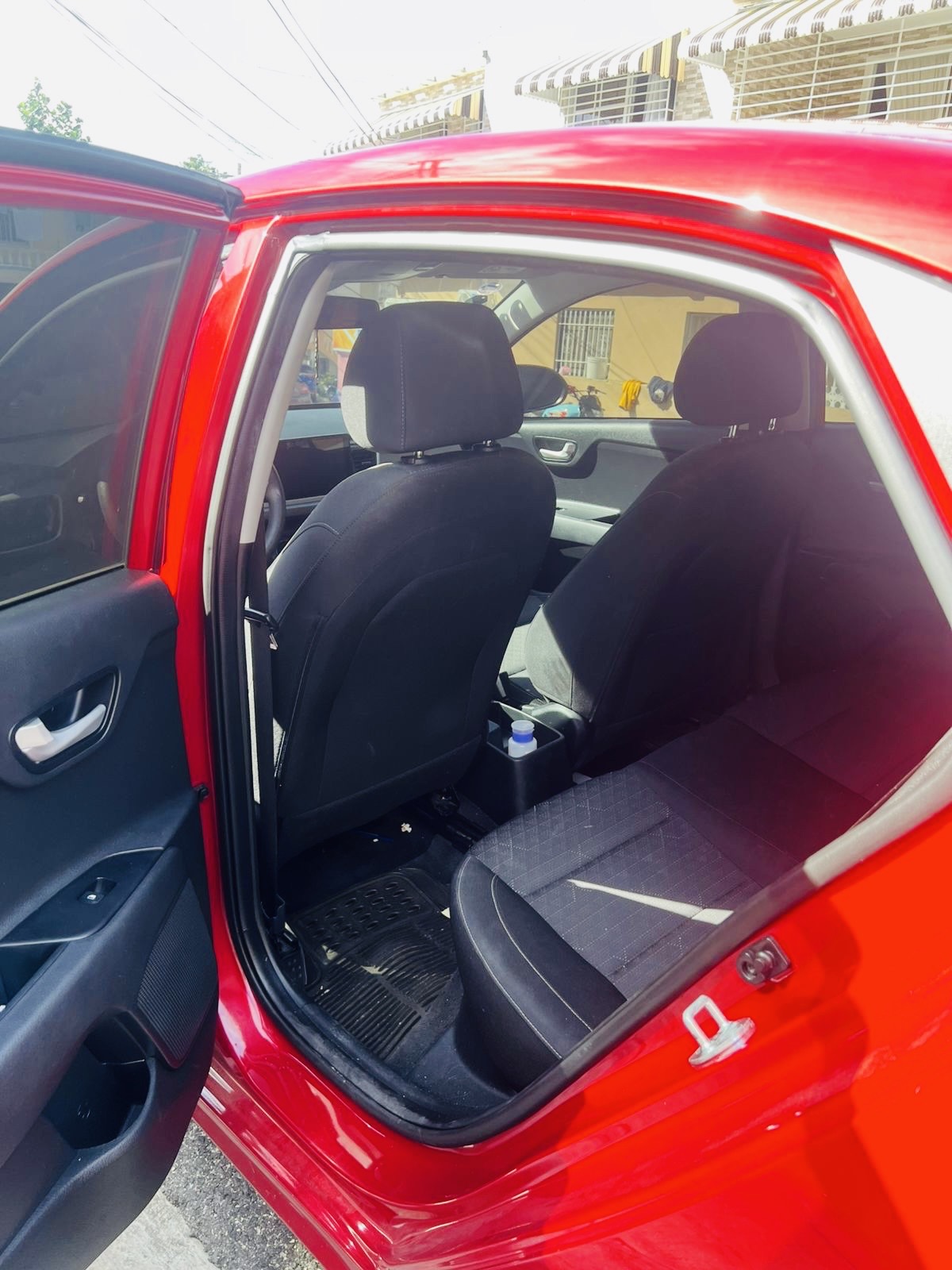 carros - Kia rio 2022 5