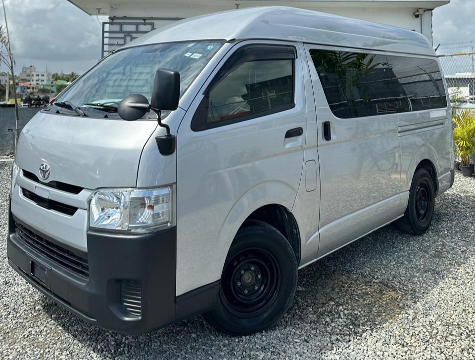 otros vehiculos - TOYOTA HIACE 2018✅ Precio 1,650,000  Recibimos tu  0