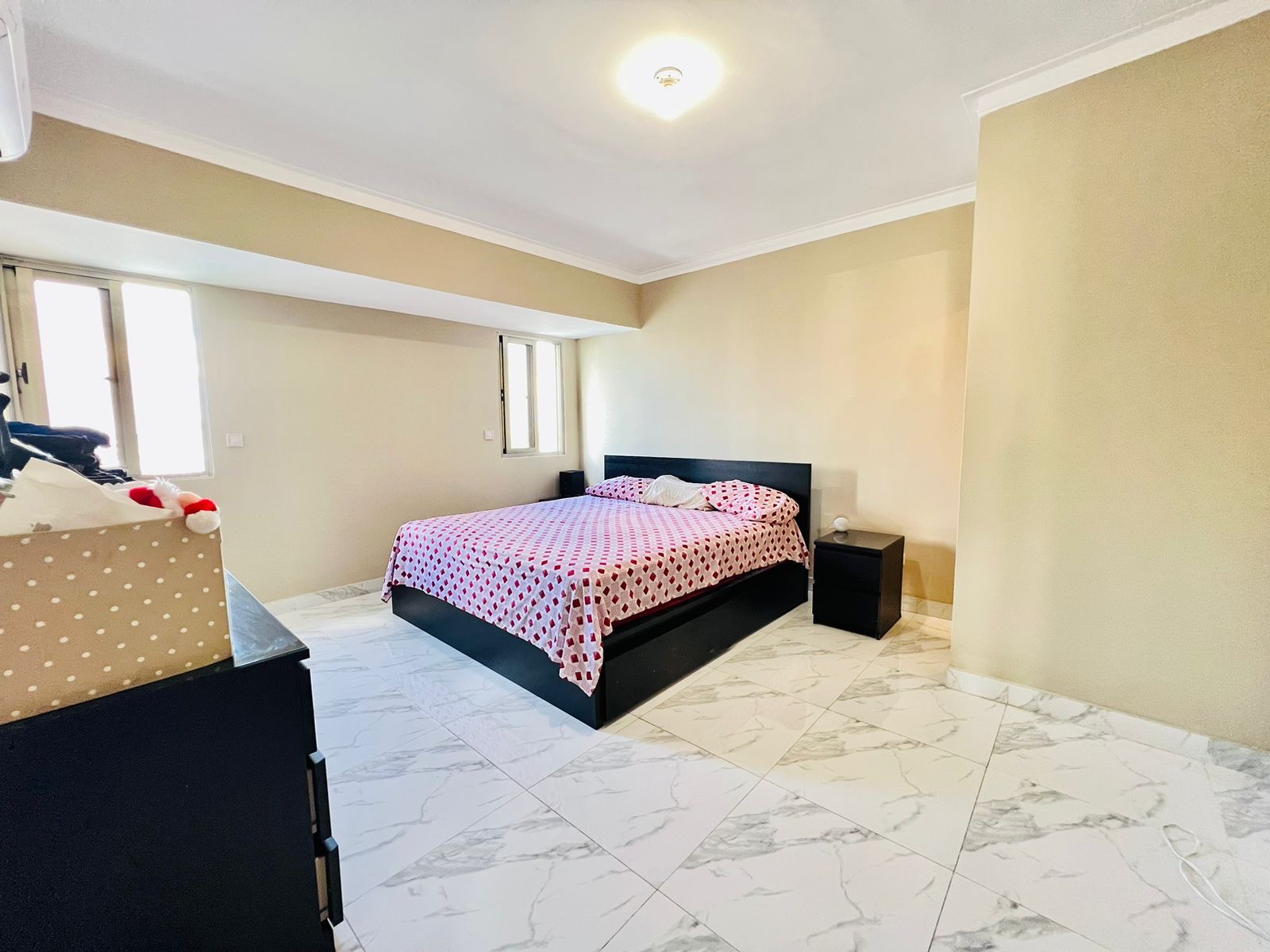 apartamentos - Vendo Evaristo morales oferta tres hab 3 parqueo  5