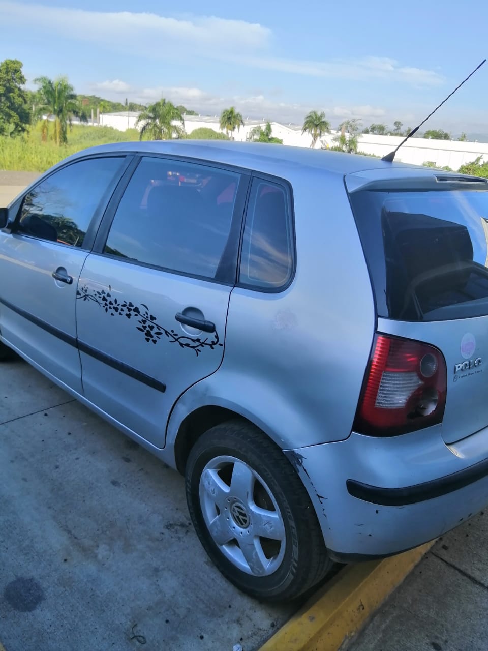 carros - Vendo por motivo de viaje. Negociable.  0