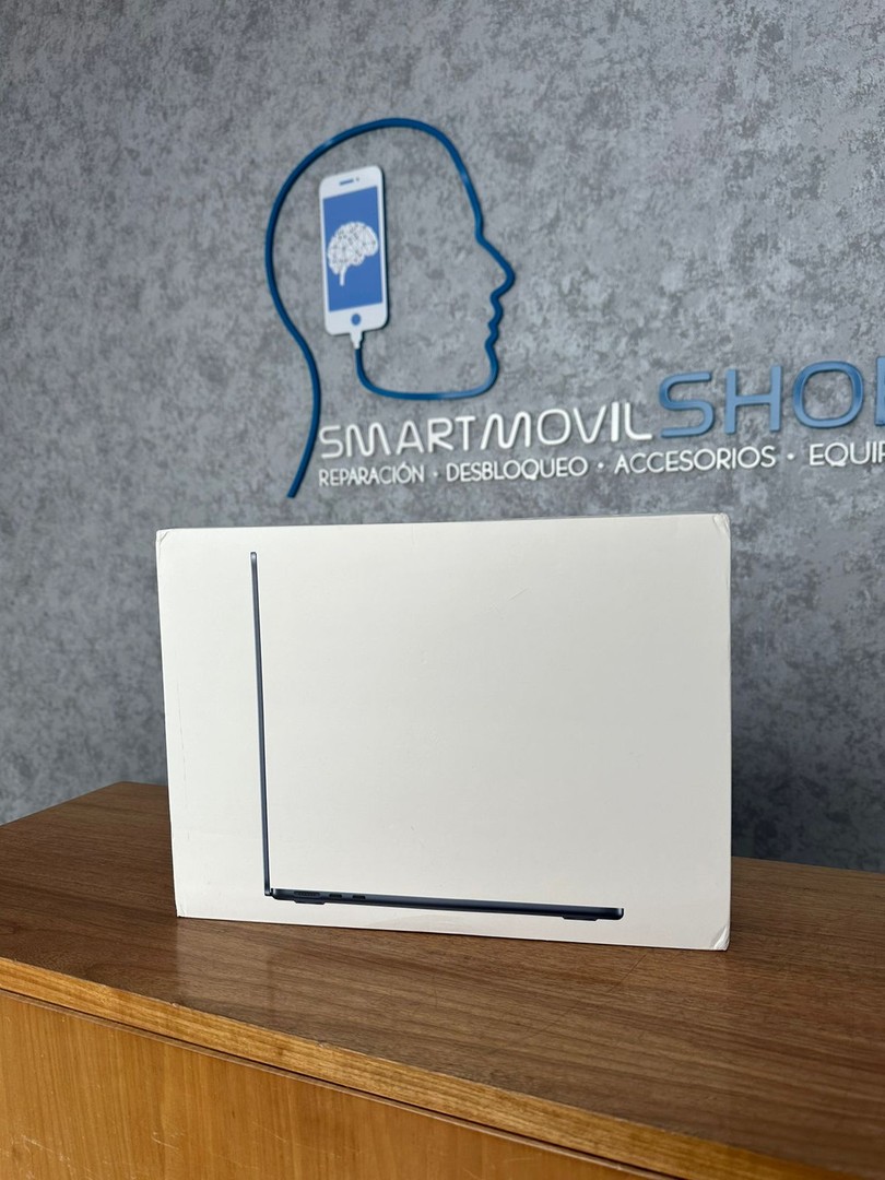 computadoras y laptops - MACBOOK AIR 15" M2 256GB 8 GB RAM SELLADA
(SOMOS TIENDA) 0