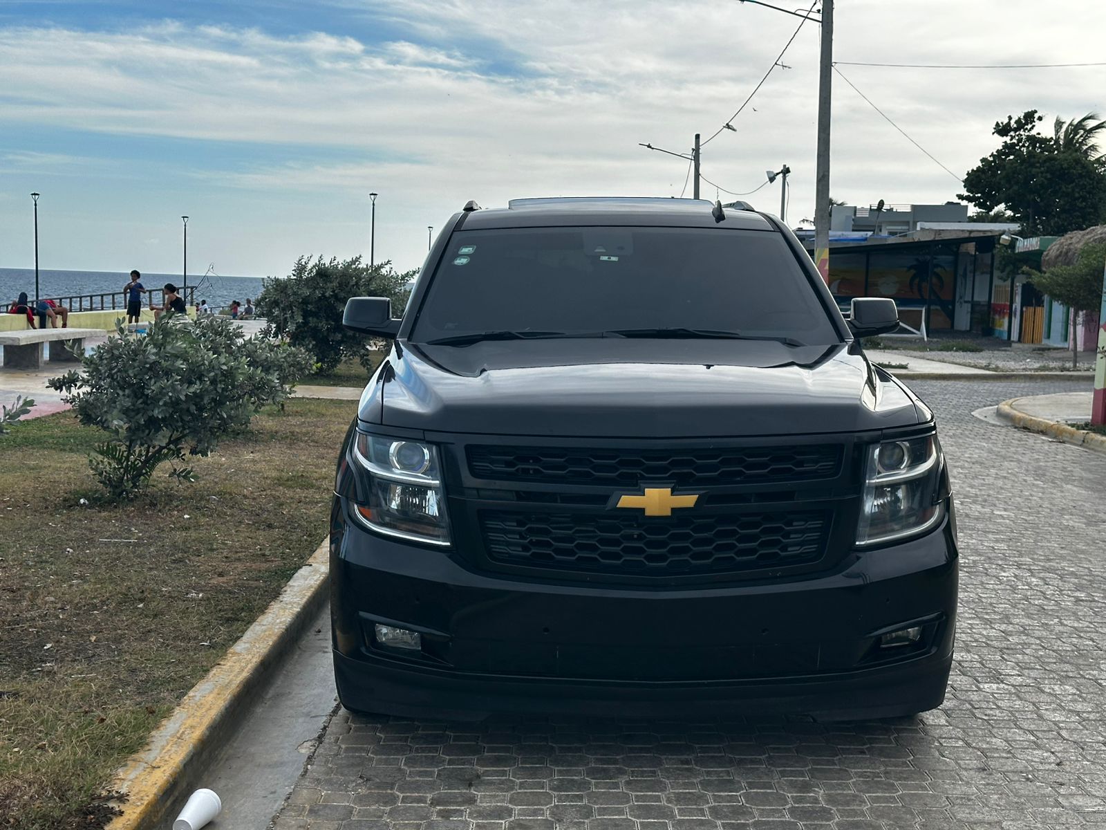 jeepetas y camionetas - chevolet tahoe 2015
