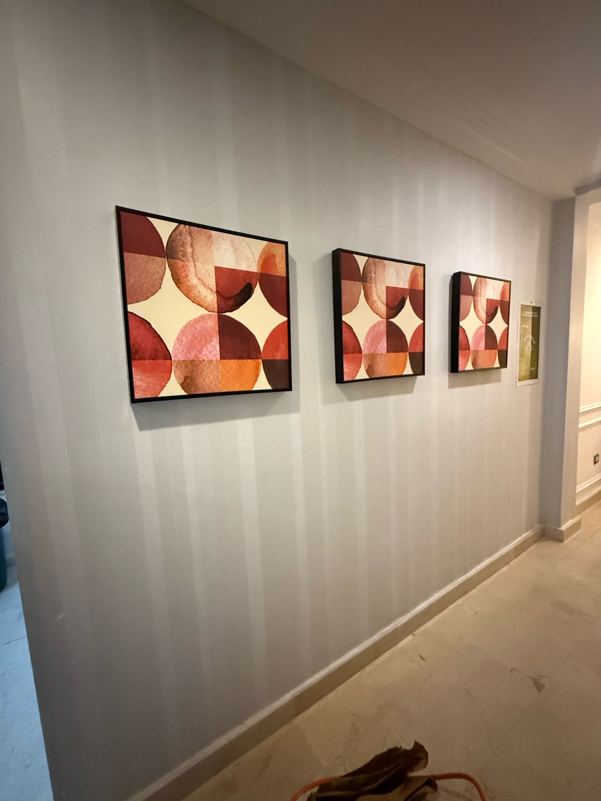 decoración y accesorios - Vendo trios de cuadro 20x20 de Casa Cuesta 1