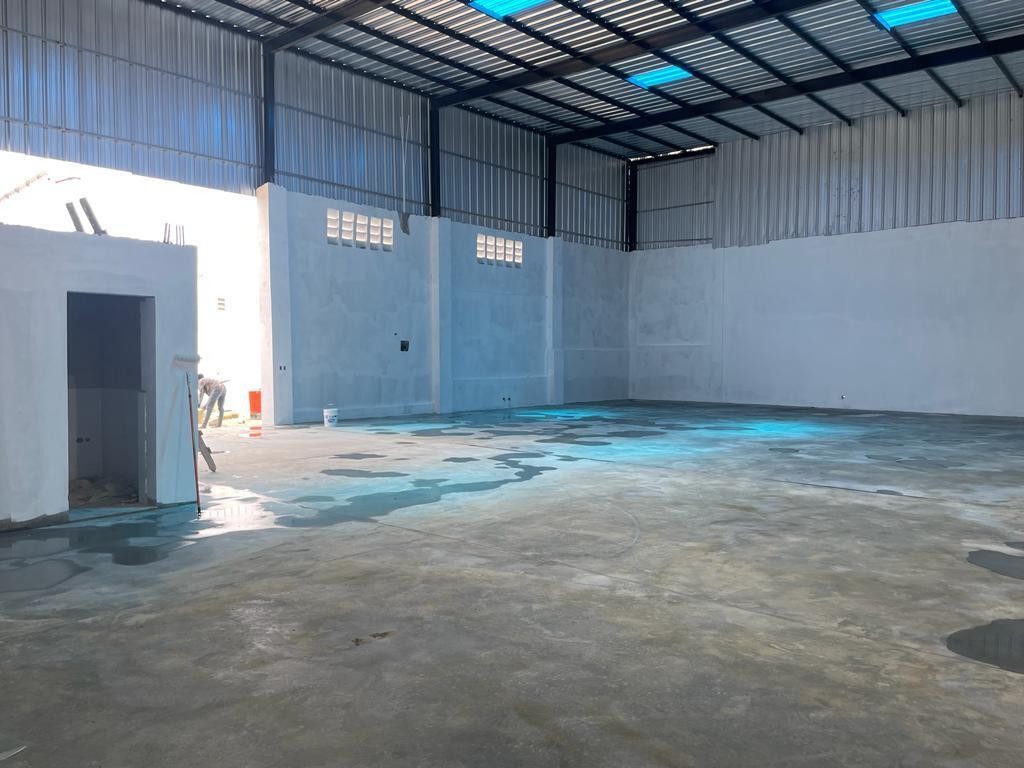 oficinas y locales comerciales - Nave en alquiler de 400m2 triple altura 5