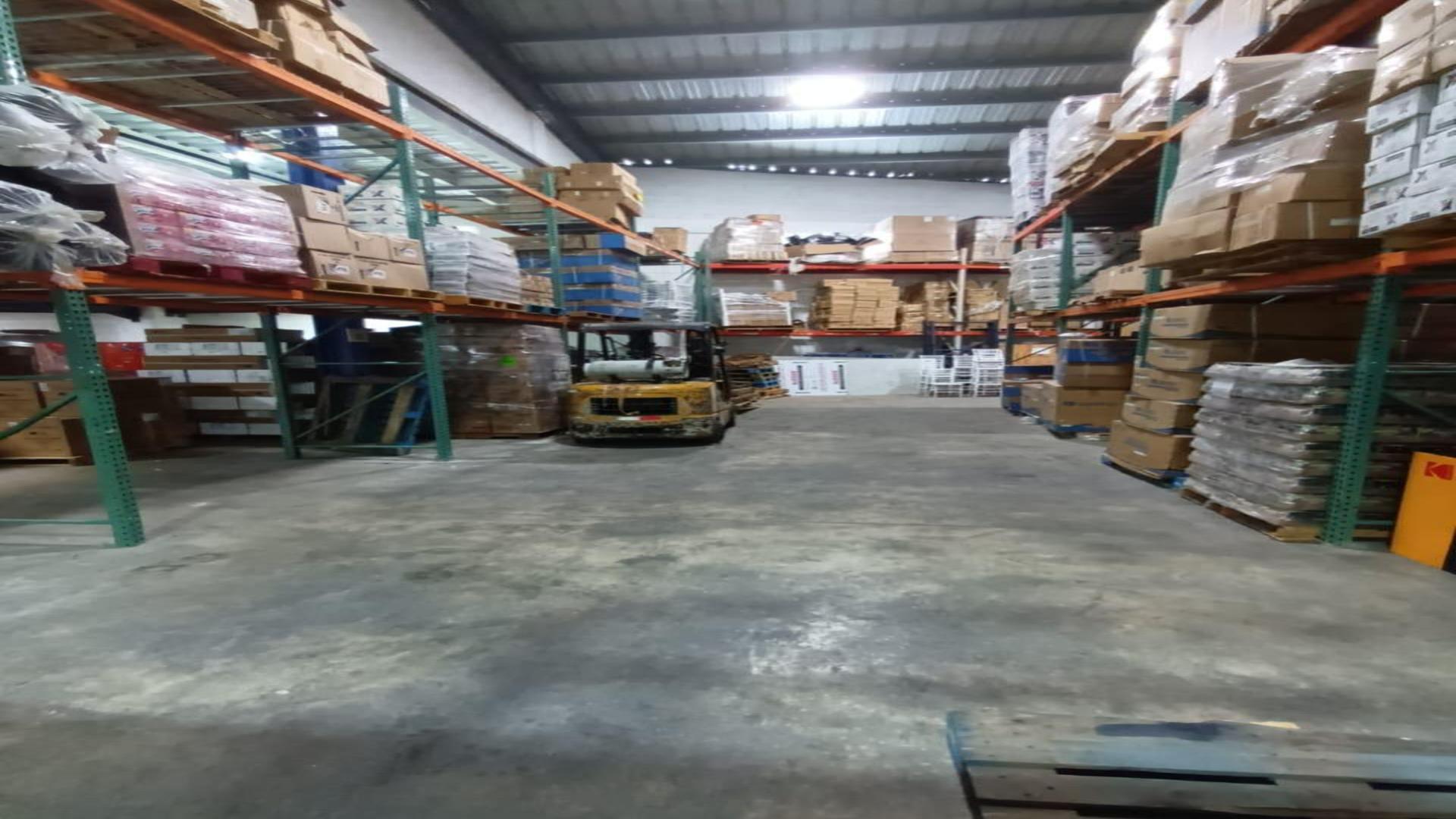 otros inmuebles - Nave Industrial en LA JACAGUA SANTO DOMINGO NORTE