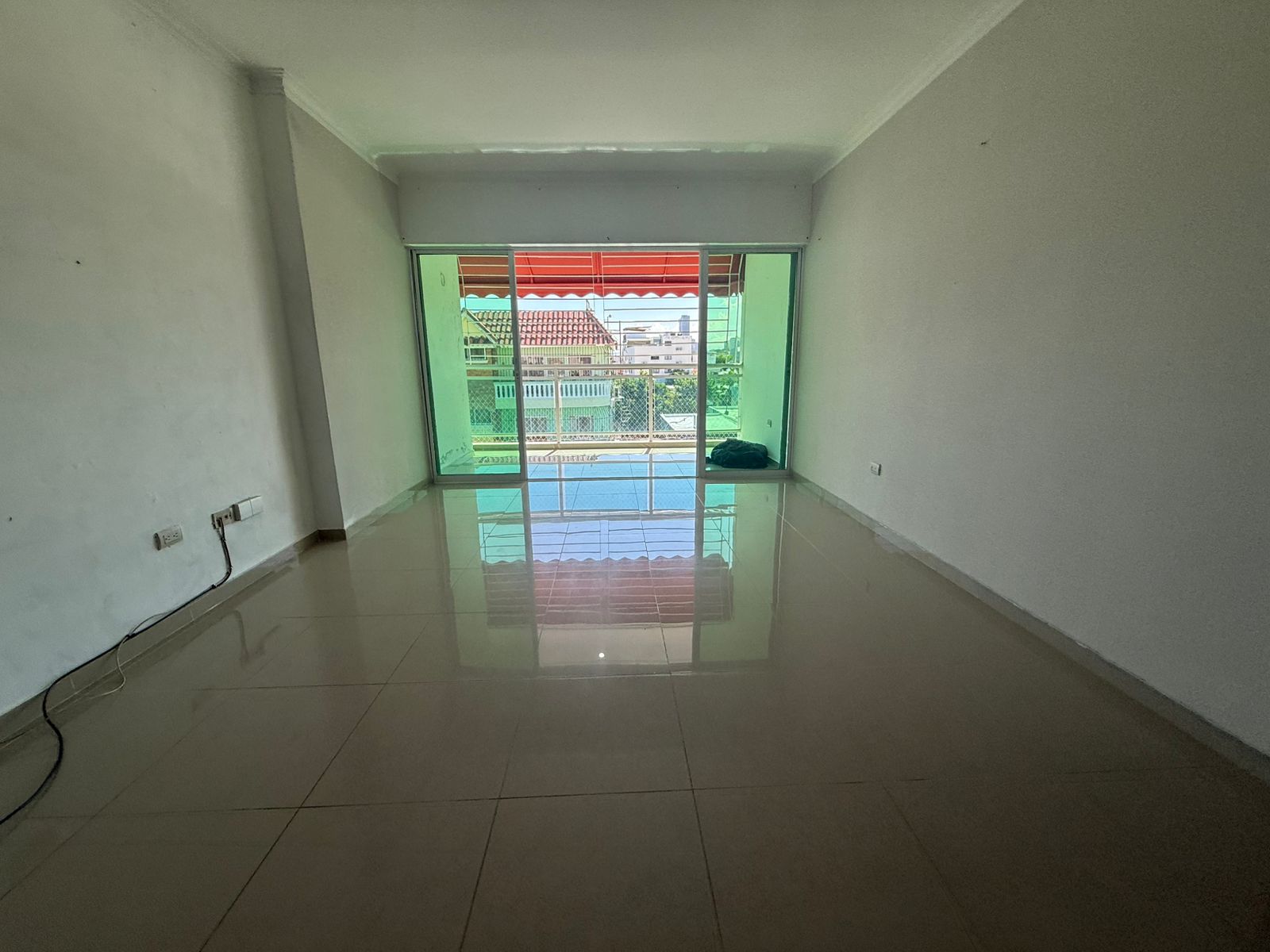 apartamentos - Alquilo en la Av. Independencia  1