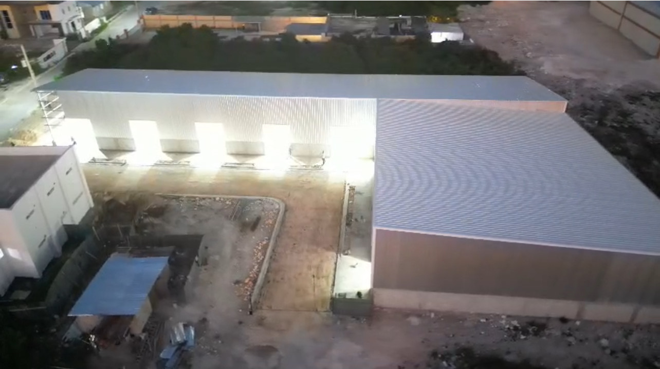oficinas y locales comerciales - Alquilo Nave Industrial en el centro de Bávaro 1