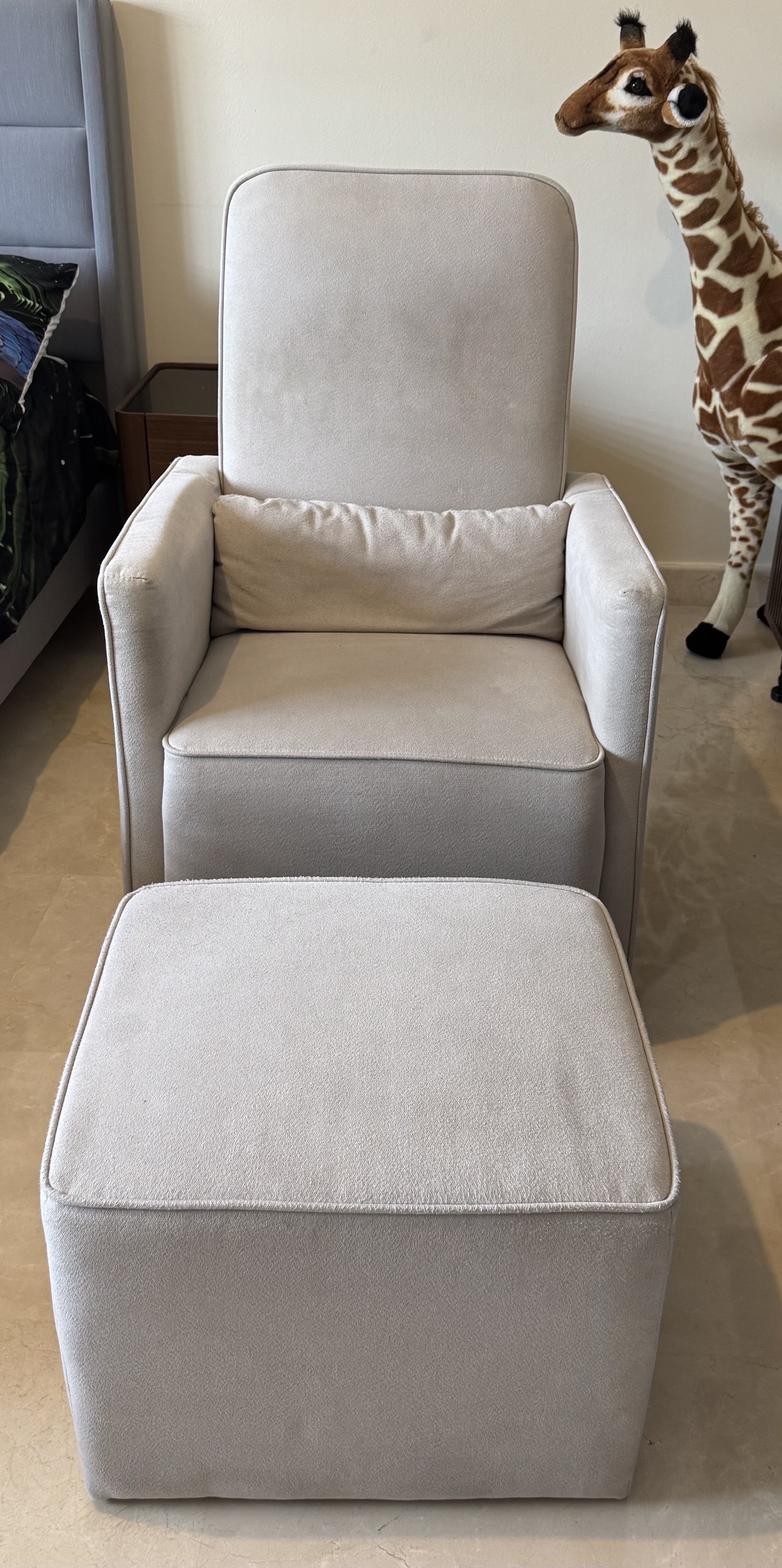 muebles - Mecedora giratoria 0