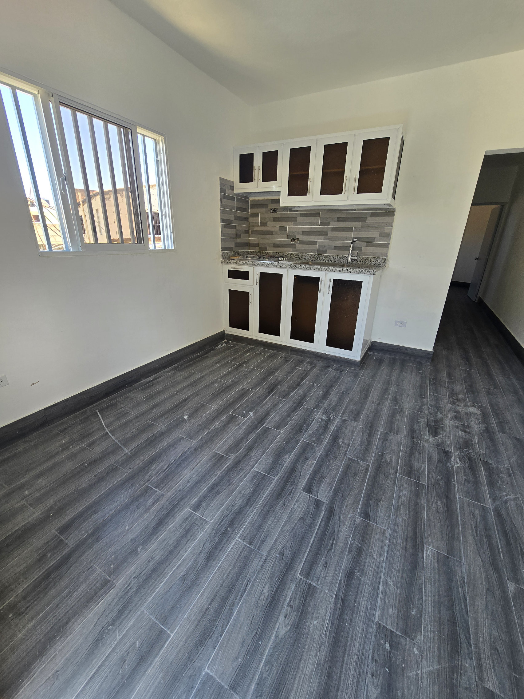 apartamentos - Alquiler Apartamento de 2 hab $15,000 en Libertador de HERRERA