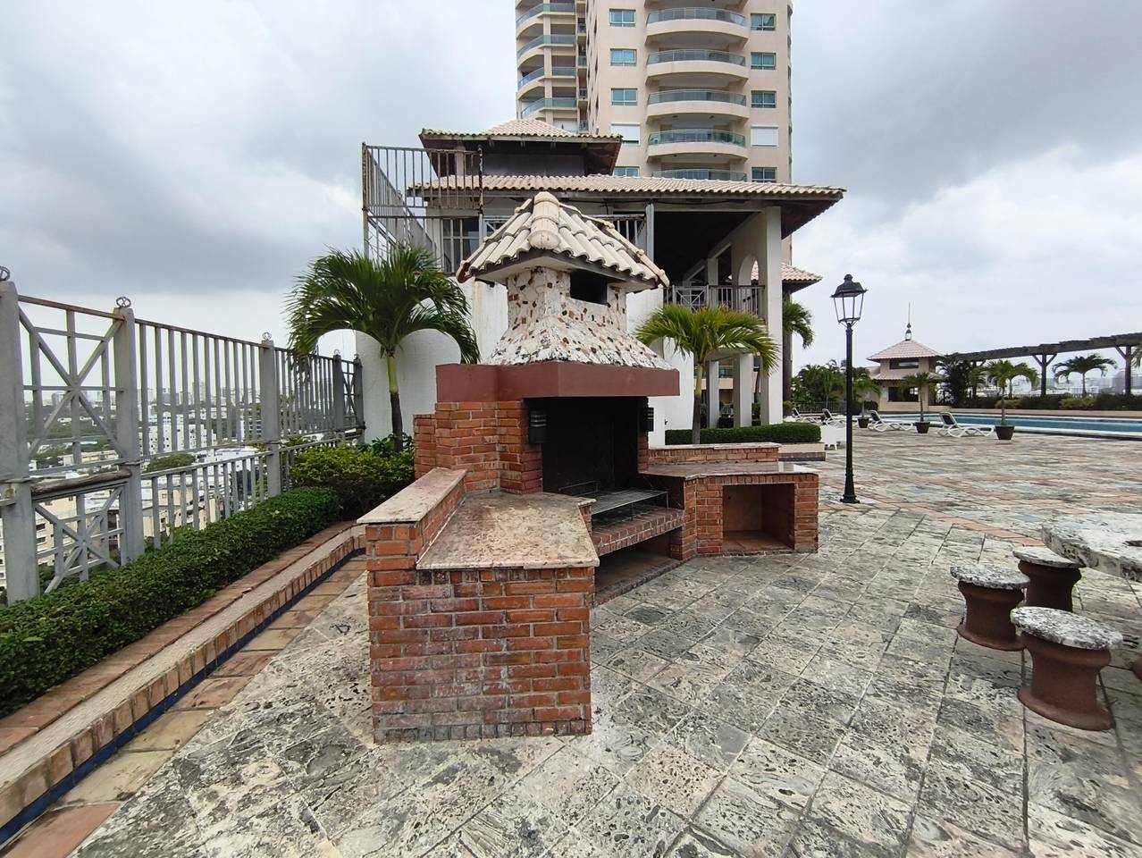 apartamentos - Apartamento en venta con vista al mar  7