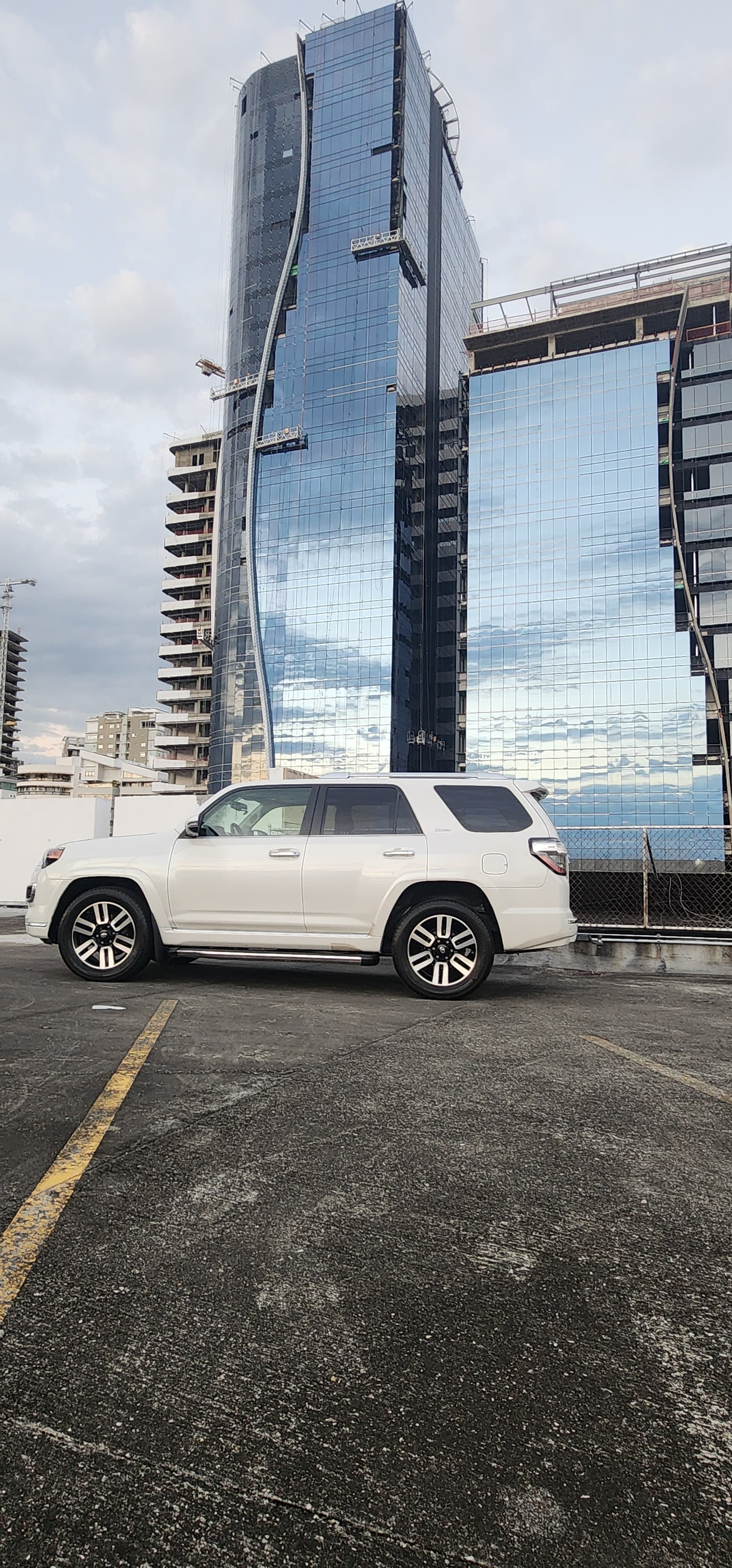jeepetas y camionetas - Toyota 4 Runner Limited 2014  3