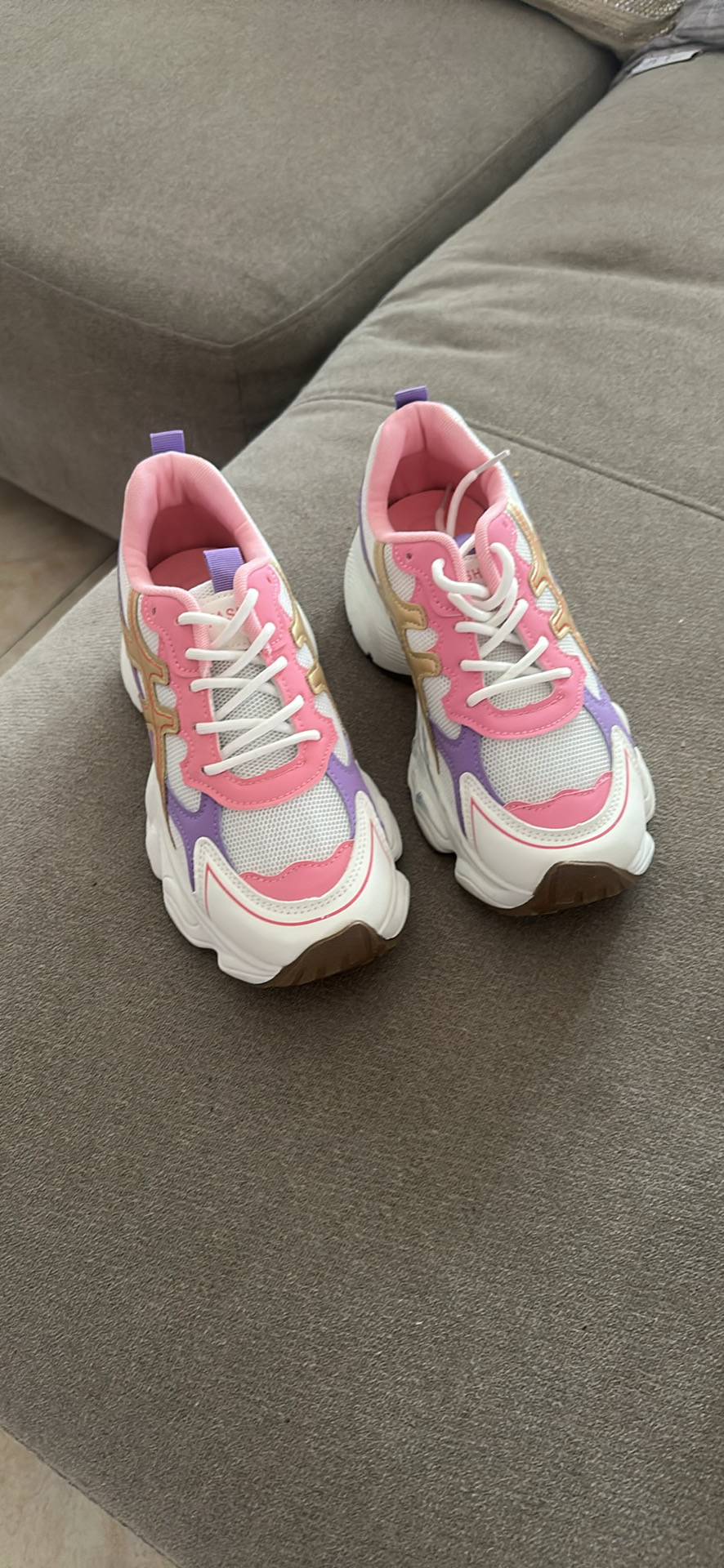 zapatos para mujer - Tenis de dama fashion Nova , size 8, 2000 1