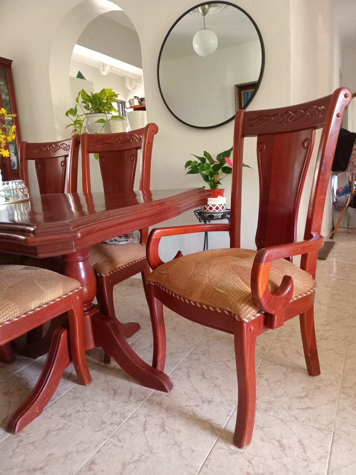 muebles y colchones - Comedor caoba  3