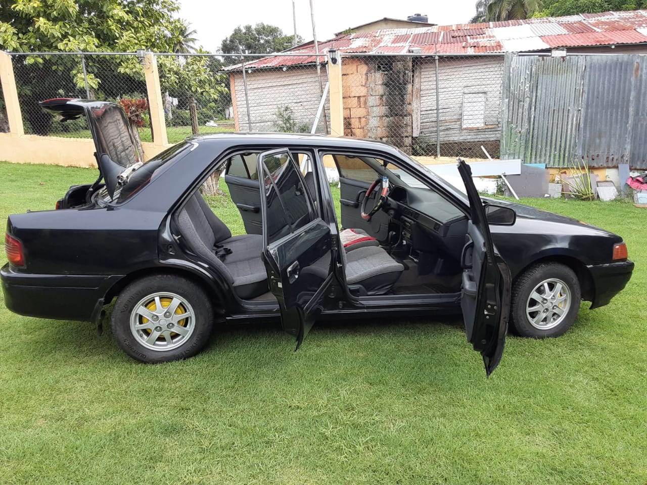 carros - Mazda 323 1994 7
