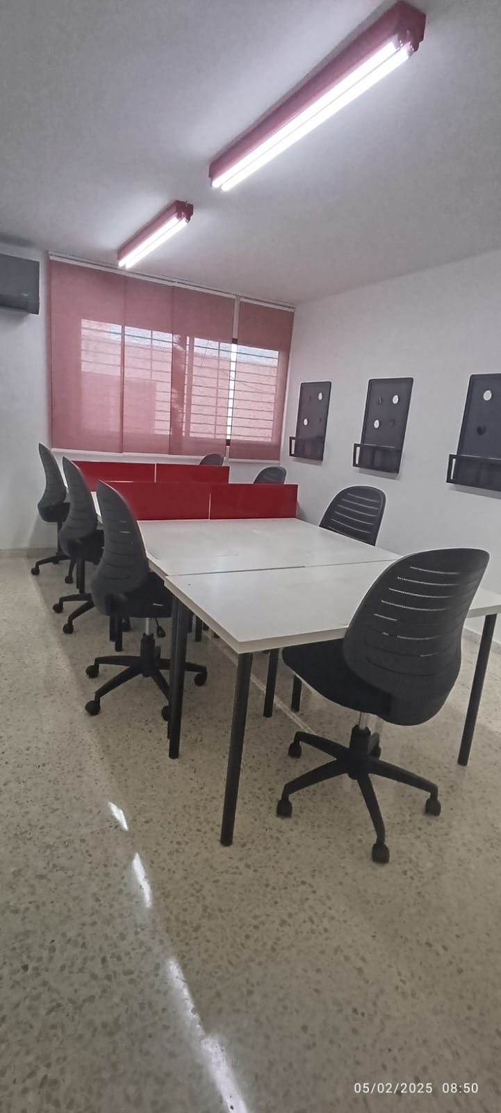 oficinas y locales comerciales - Vendo oficina totalmente amueblada en Piantini 3