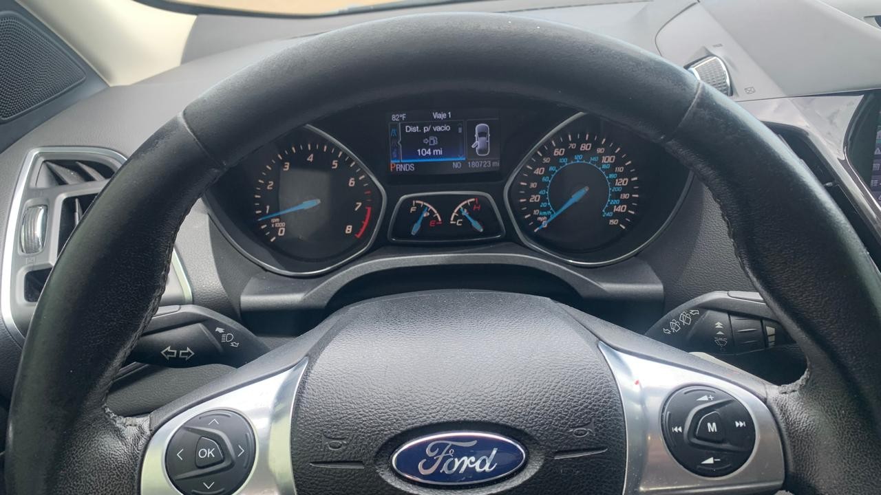 jeepetas y camionetas - Ford Escape 2013. SEL Ecoboost. 4WD 7