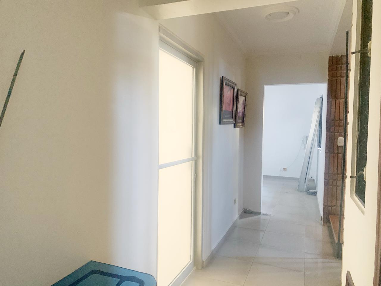 oficinas y locales comerciales - Local céntrico en los Prados  5