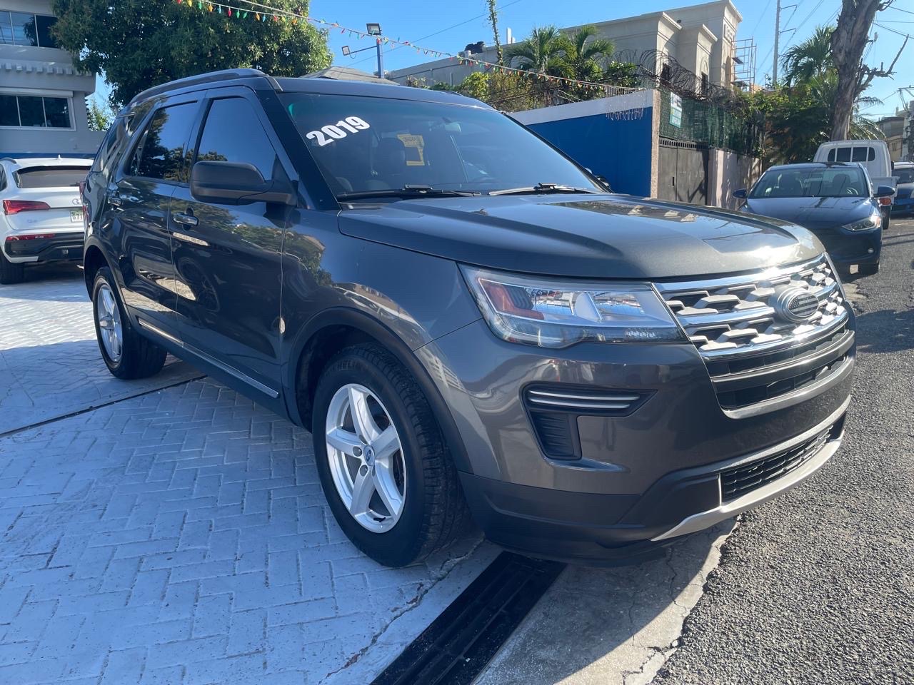 jeepetas y camionetas - Ford explorer XLT 2019  0