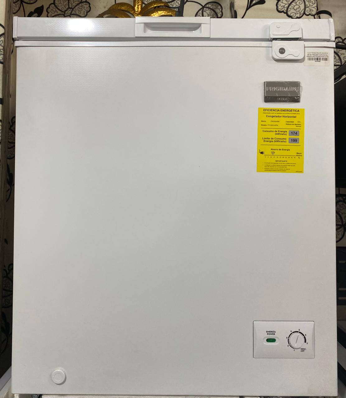 electrodomesticos - Freezer Frigidaire 5 pies cúbicos 
 0