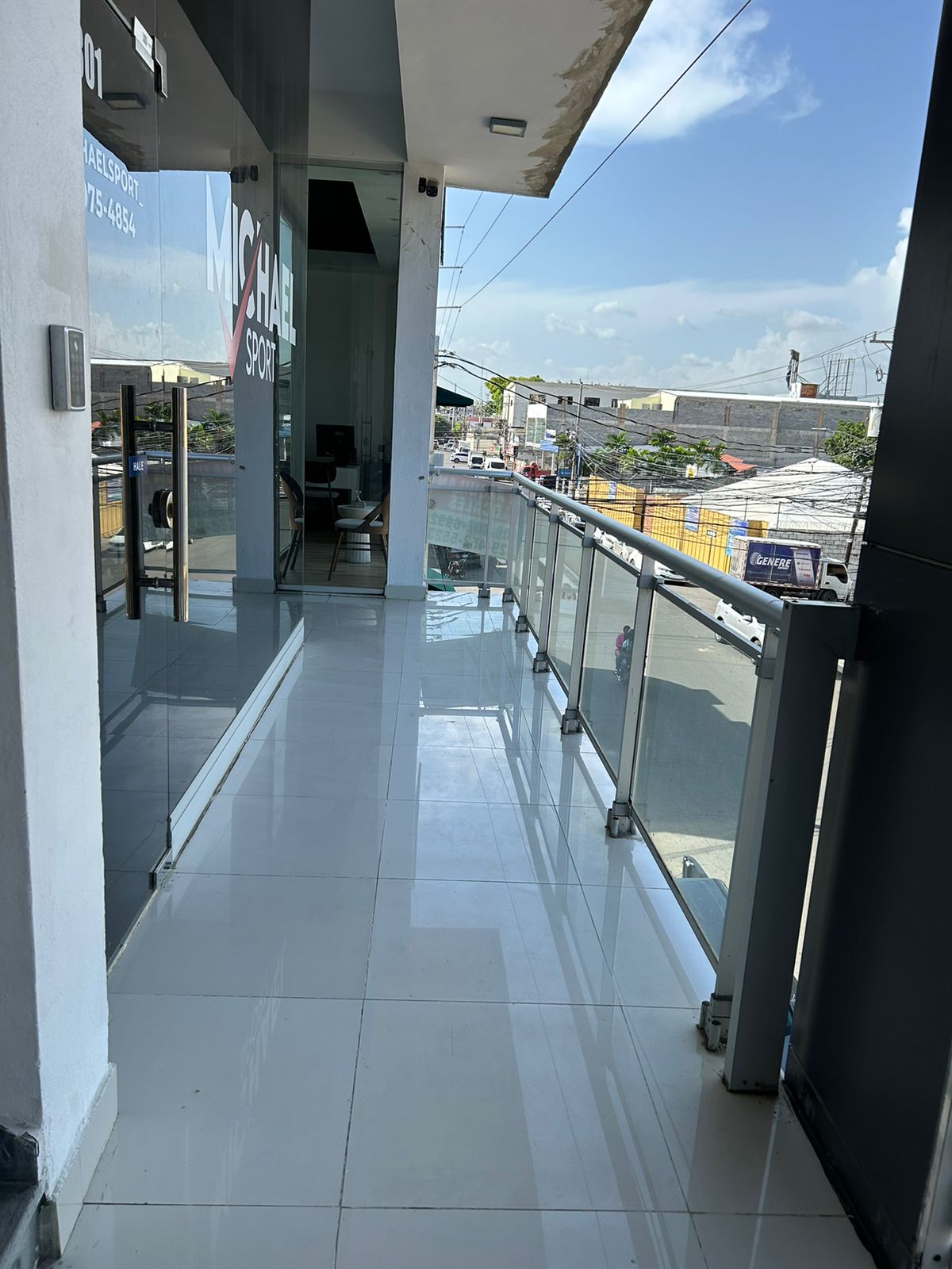 oficinas y locales comerciales - El Millon, Distrito Nacional, Santo Domingo  2