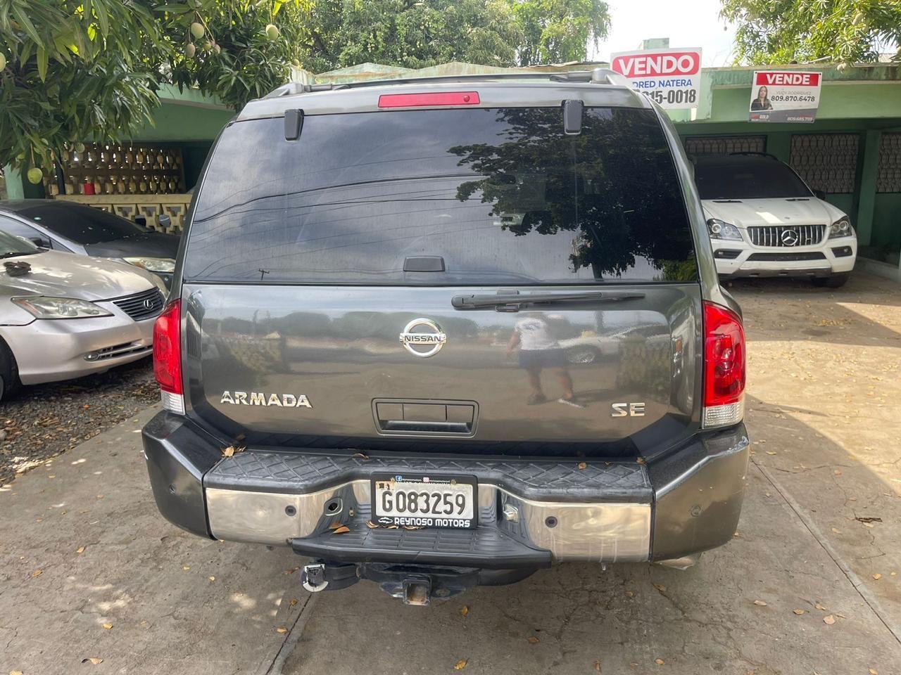 jeepetas y camionetas - Nissan Armada SE 2005 4