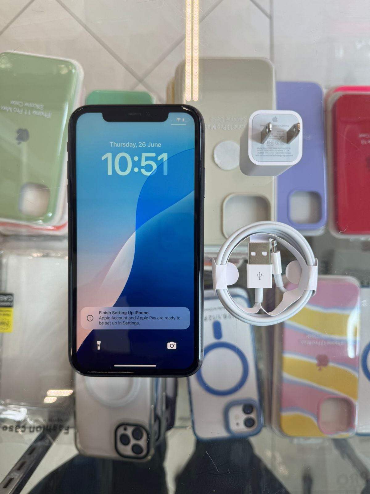 celulares y tabletas - iphone 11 negro 64 GB Desbloqueado. 1