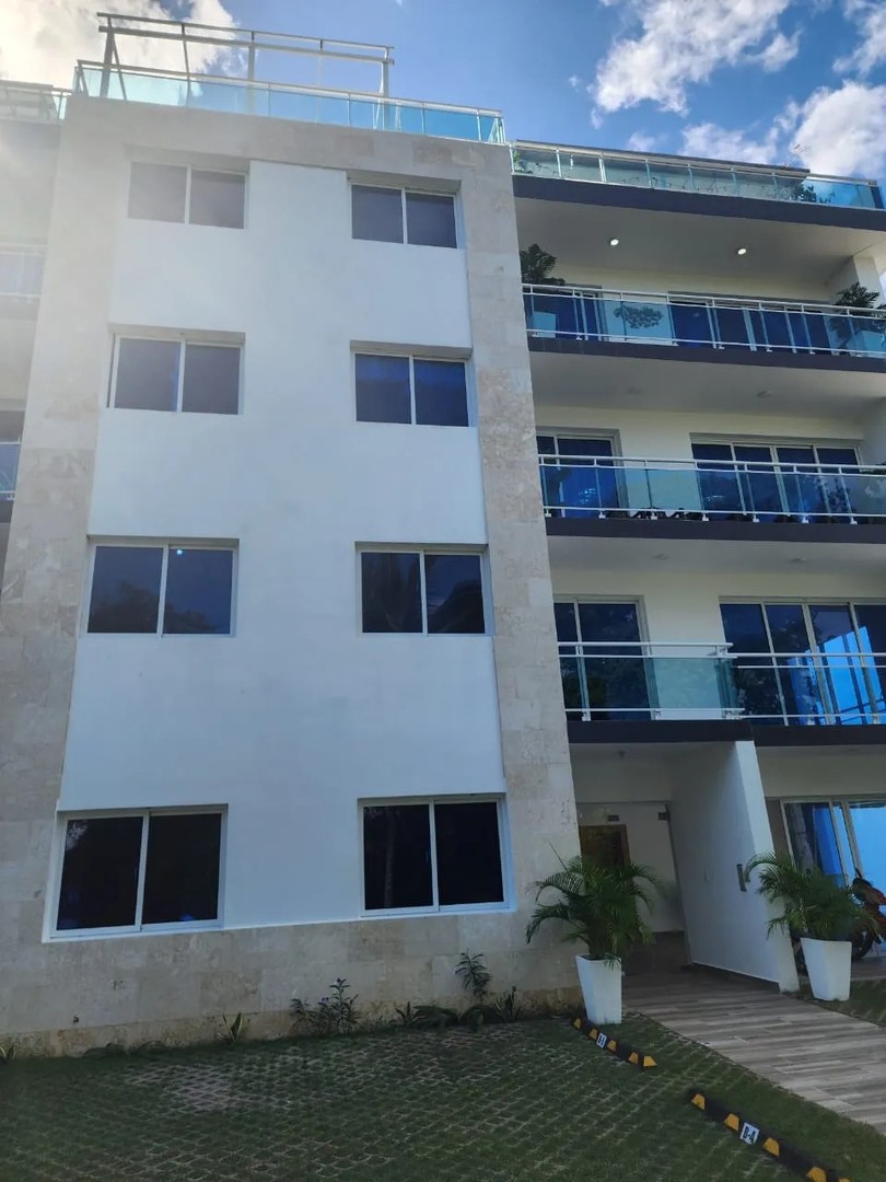 apartamentos - NUEVO PRECIO, GENERA INGRESOS RÁPIDOS, 3 DORMITORIOS, 300 PASOS DE LA PLAYA 0
