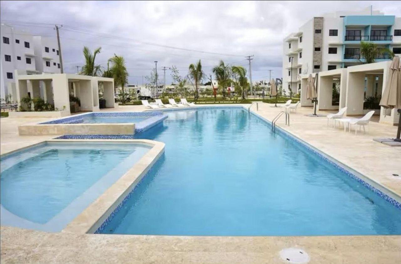 casas - Alquilo villa en Epic línea blanca ( punta cana ) 0