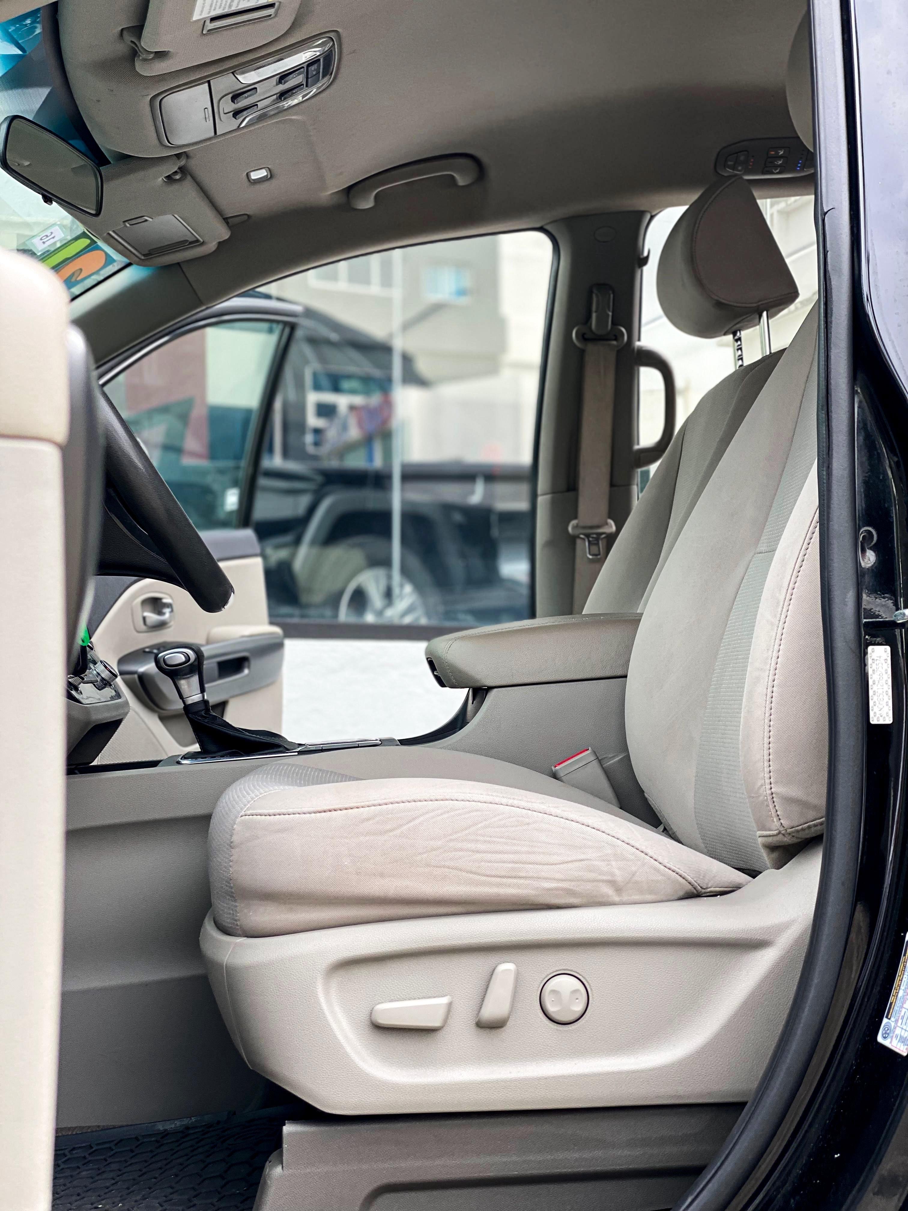 jeepetas y camionetas - Kia Sedona LX 2021 NO IMPORTA EL CRÉDITO  2