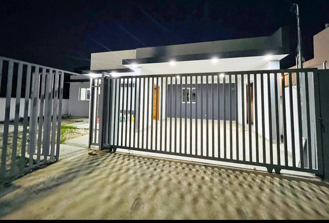 casas - VENDO CASA A 5 MINUTOS DEL AEROPUERTO CIBAO, RECIDENCIAL CERRADO DE LICEY 1