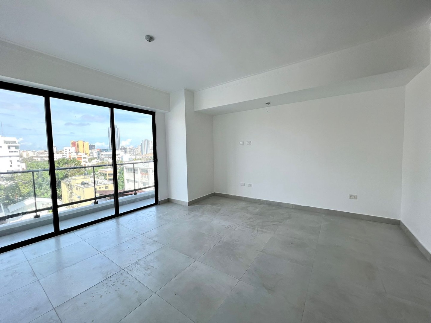 apartamentos - Apartamento con línea blanca en Serralles 0