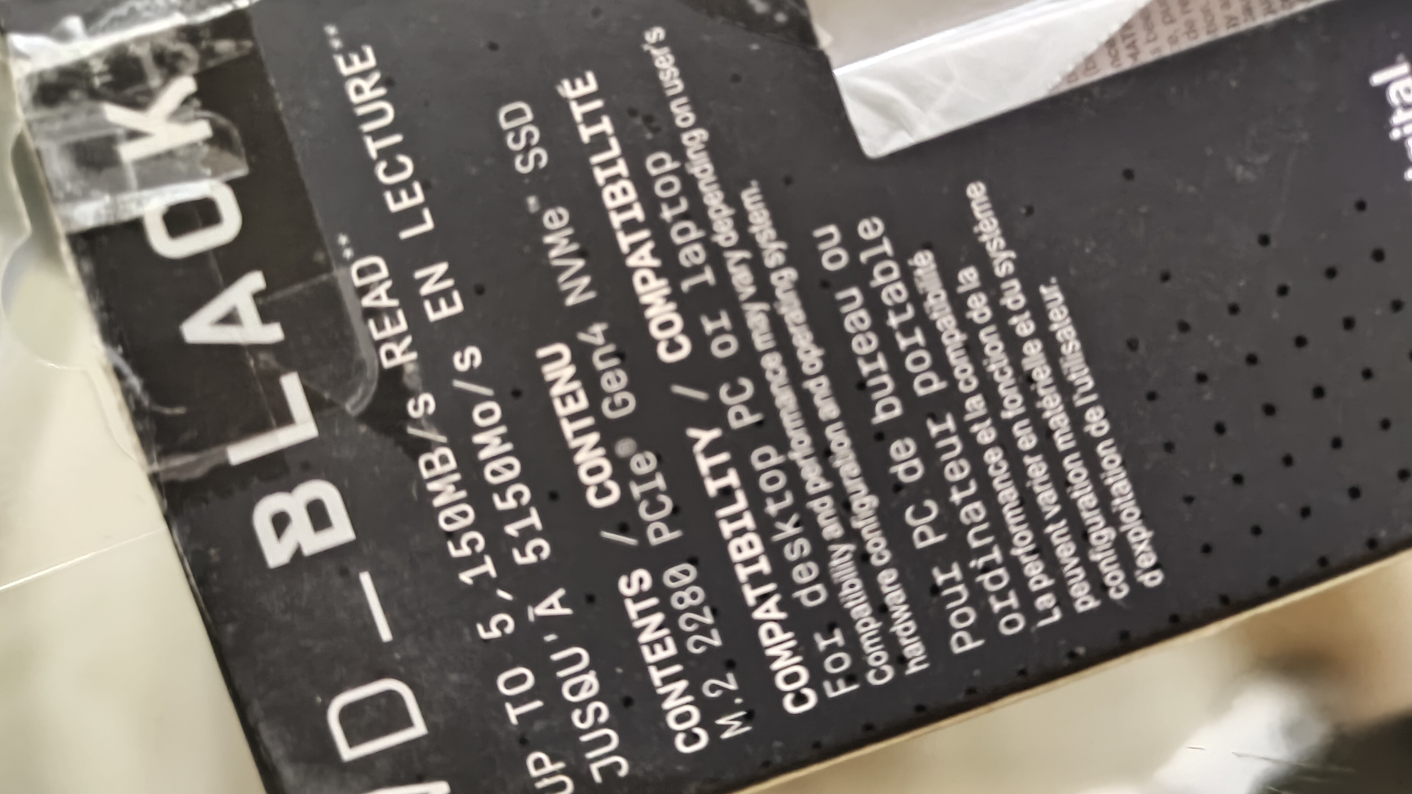 computadoras y laptops - SSD WD Black 1tb y caja para unidad SSD externa poco uso 3