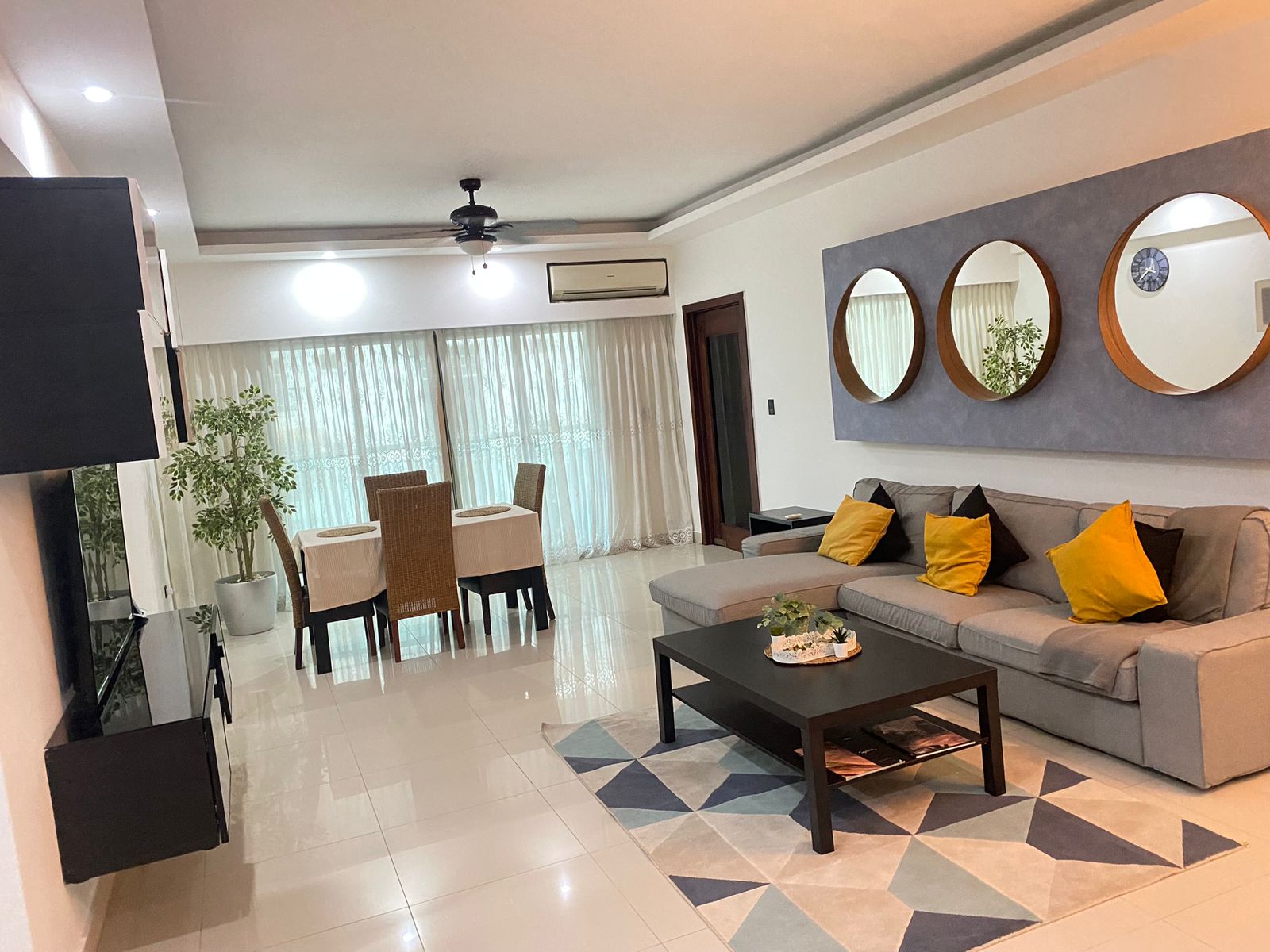 apartamentos - Renacimiento, Amplio Apartamento amueblado con hermoso acabado, 3hab 3