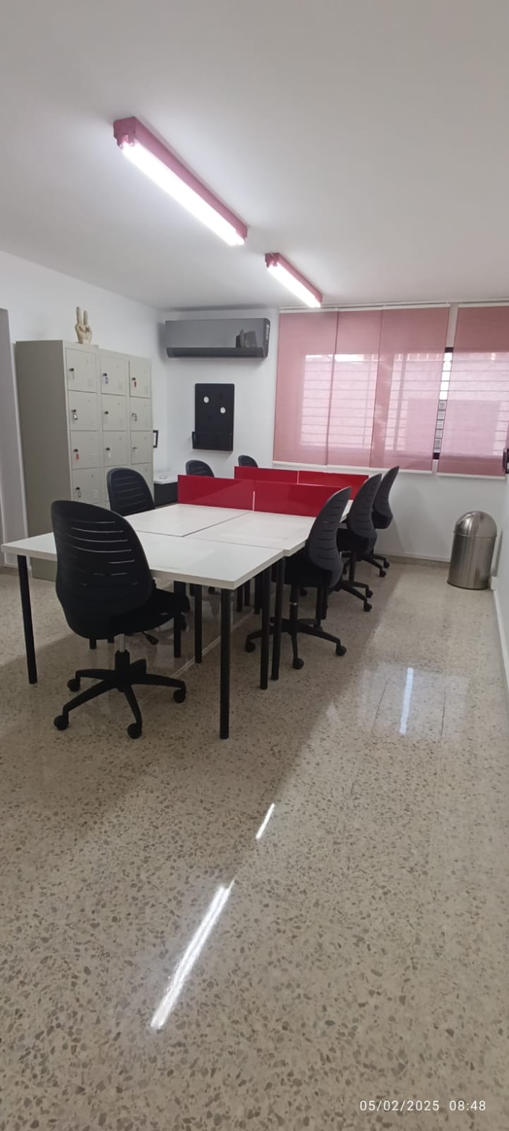 oficinas y locales comerciales - Vendo oficina totalmente amueblada en Piantini 7